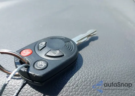 2011 Ford Fusion Se z USA, uszkodzony, nr VIN 3FAHP0HA5BR176935